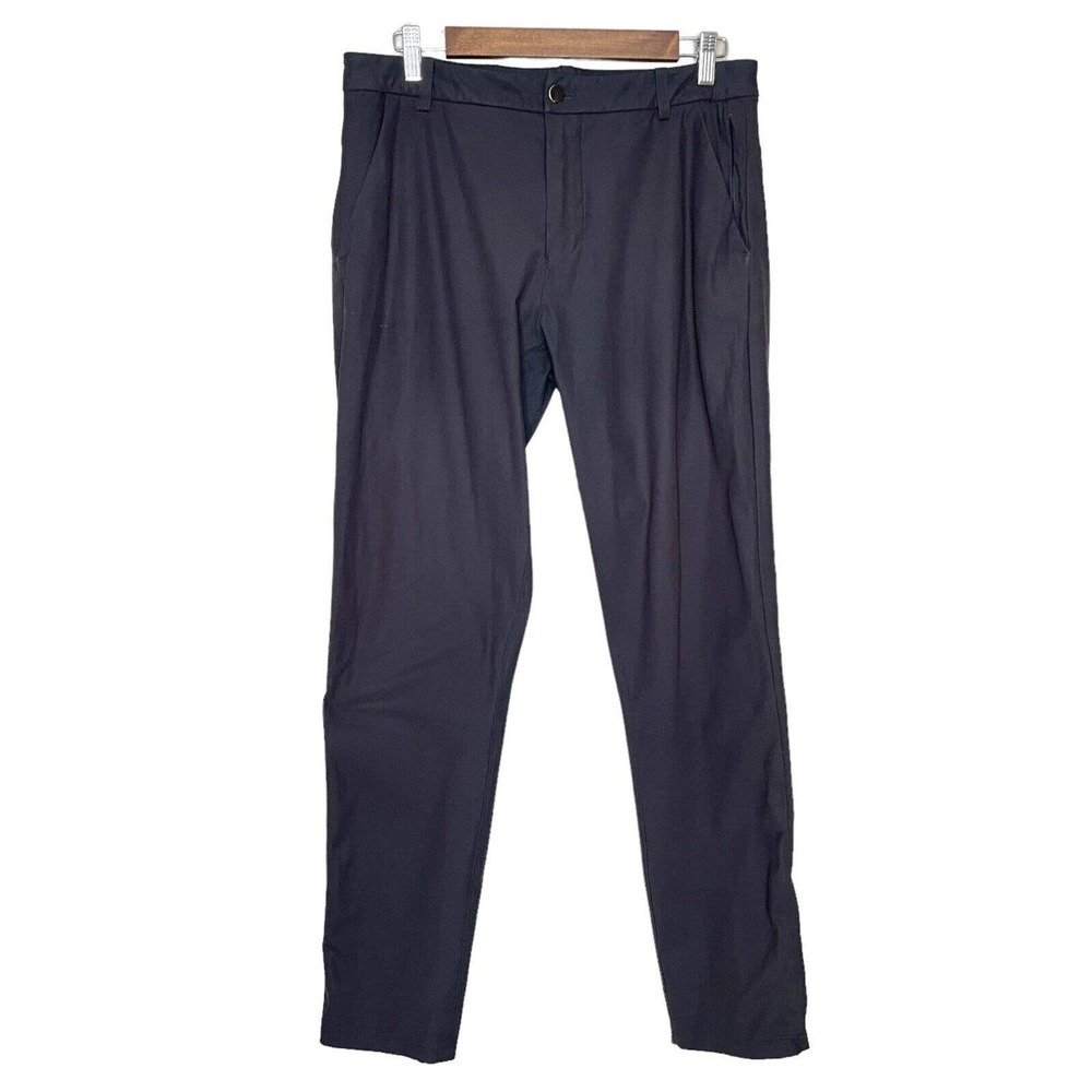 Luluemon 32 Mens Black Dark Wash Low Rise Flat Front Straight Leg Chino Pants